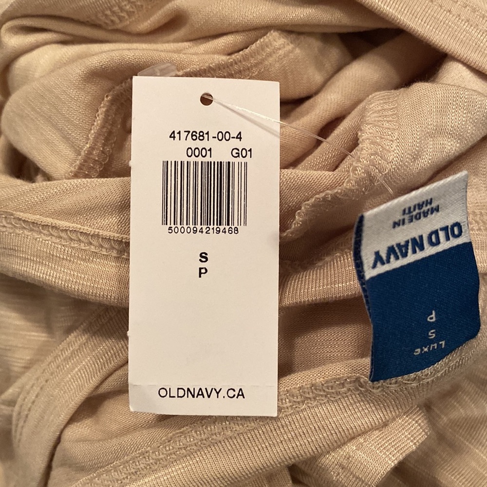 Old Navy - Picture 4 of 4